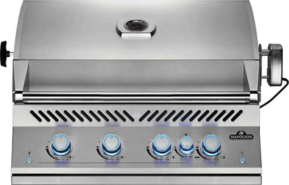 Patio Outdoor Kitchen Grill - elegant patio OASIS™ 200 with Built-in 700 Series 32" Gas Grill